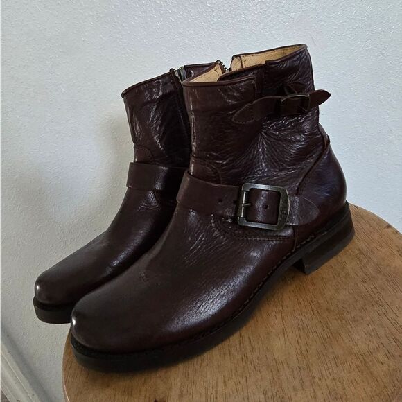 Frye The Vicky Buckle Boots Dark Brown Size 7 - Picture 10 of 11